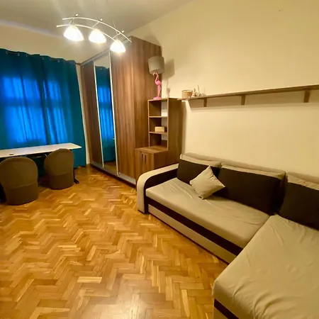 Cozy Old Town Apartment